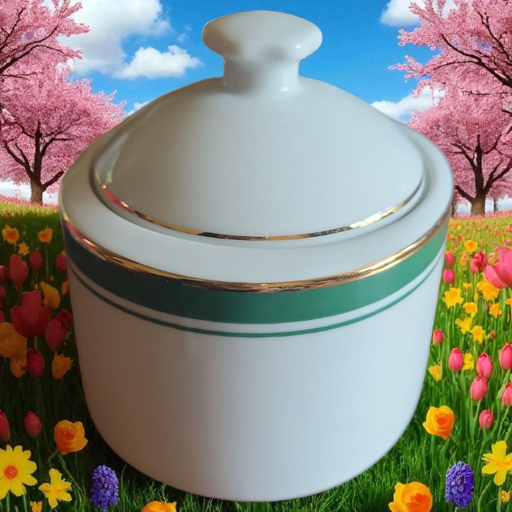 VTG PHILIP KINGSLEY CLASSICS EMERALD SUGAR BOWL WITH LID PORCELAIN GOLD GREEN